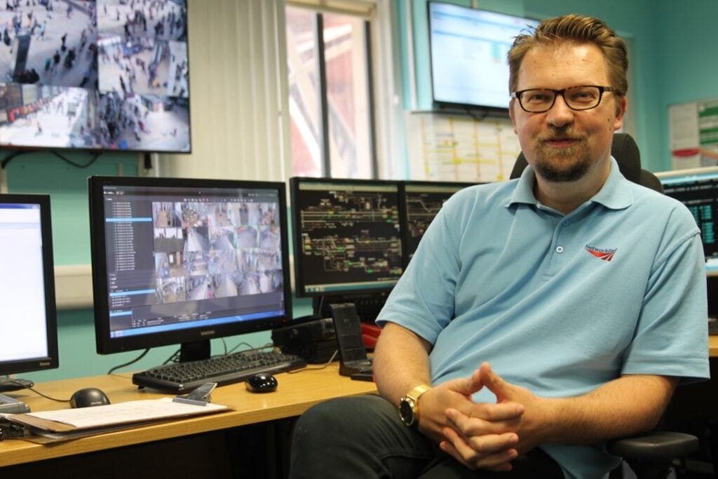 In tonight's episode, a heatwave hits the network hard, signalling equipment is out at Didcot and a surfeit of insects plague trains' windscreen wipers. Graeme Parker in the London Paddington control room.
