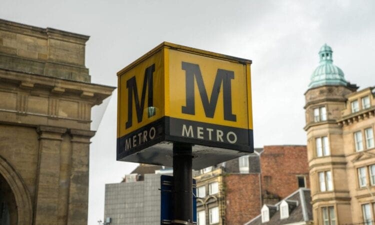 Metro sign post